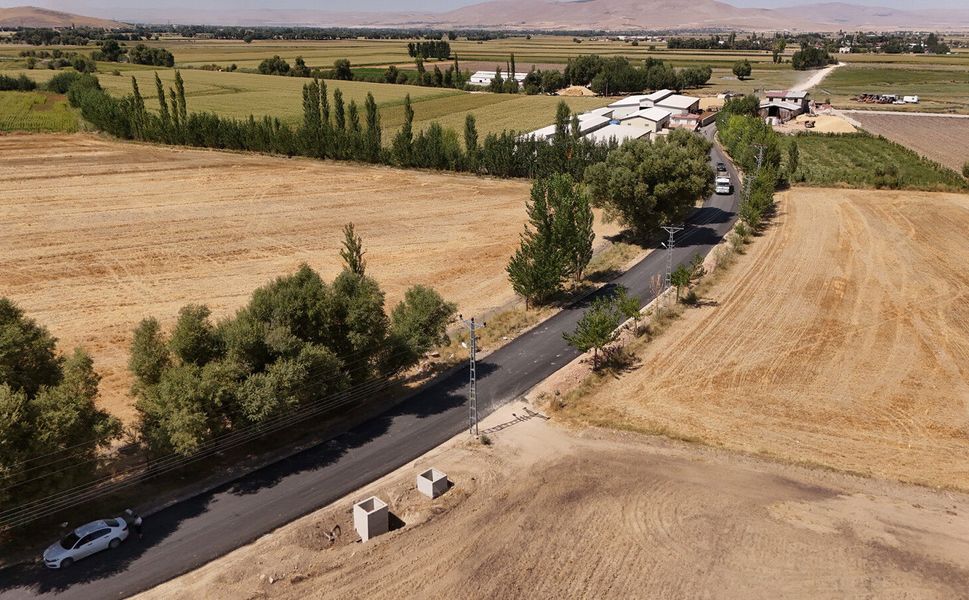 ELBİSTAN’DA BİR YOL YATIRIMI DAHA TAMAMLANDI