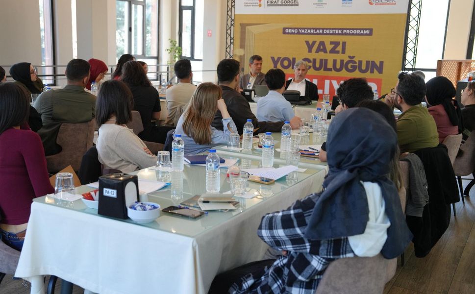 GENÇLERE ÖZEL YAZARLIK KAMPI BAŞLADI