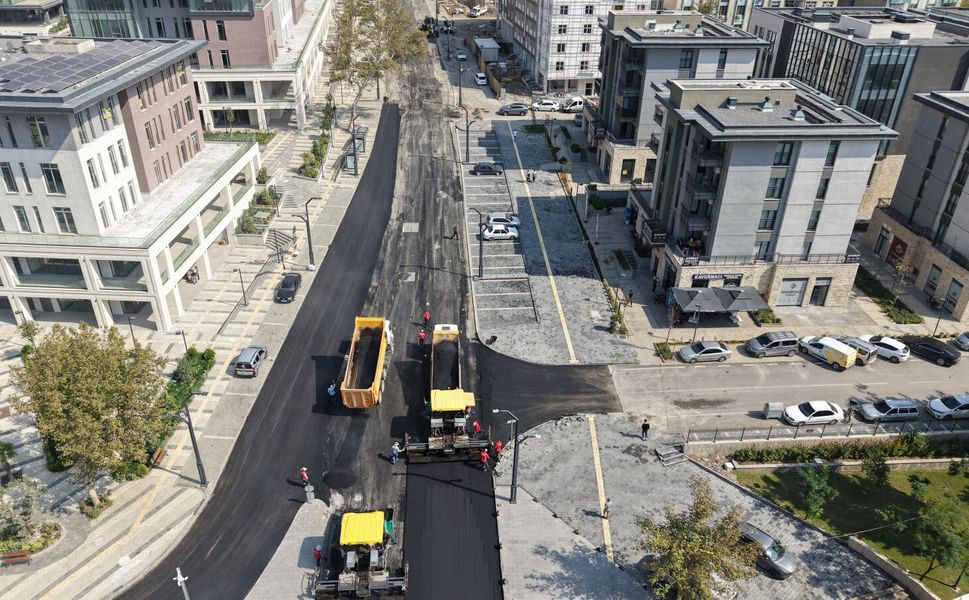 HÜKÜMET BULVARI’NIN ASFALTI YENİLENİYOR
