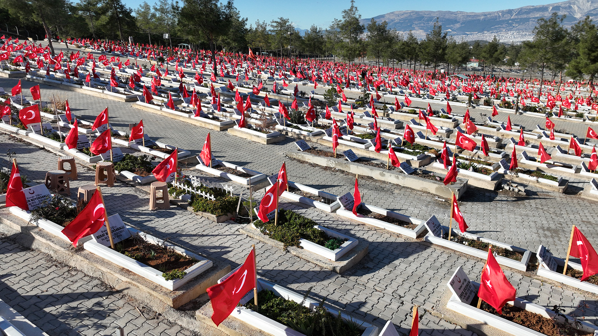 Deprem Şehitliği (1)