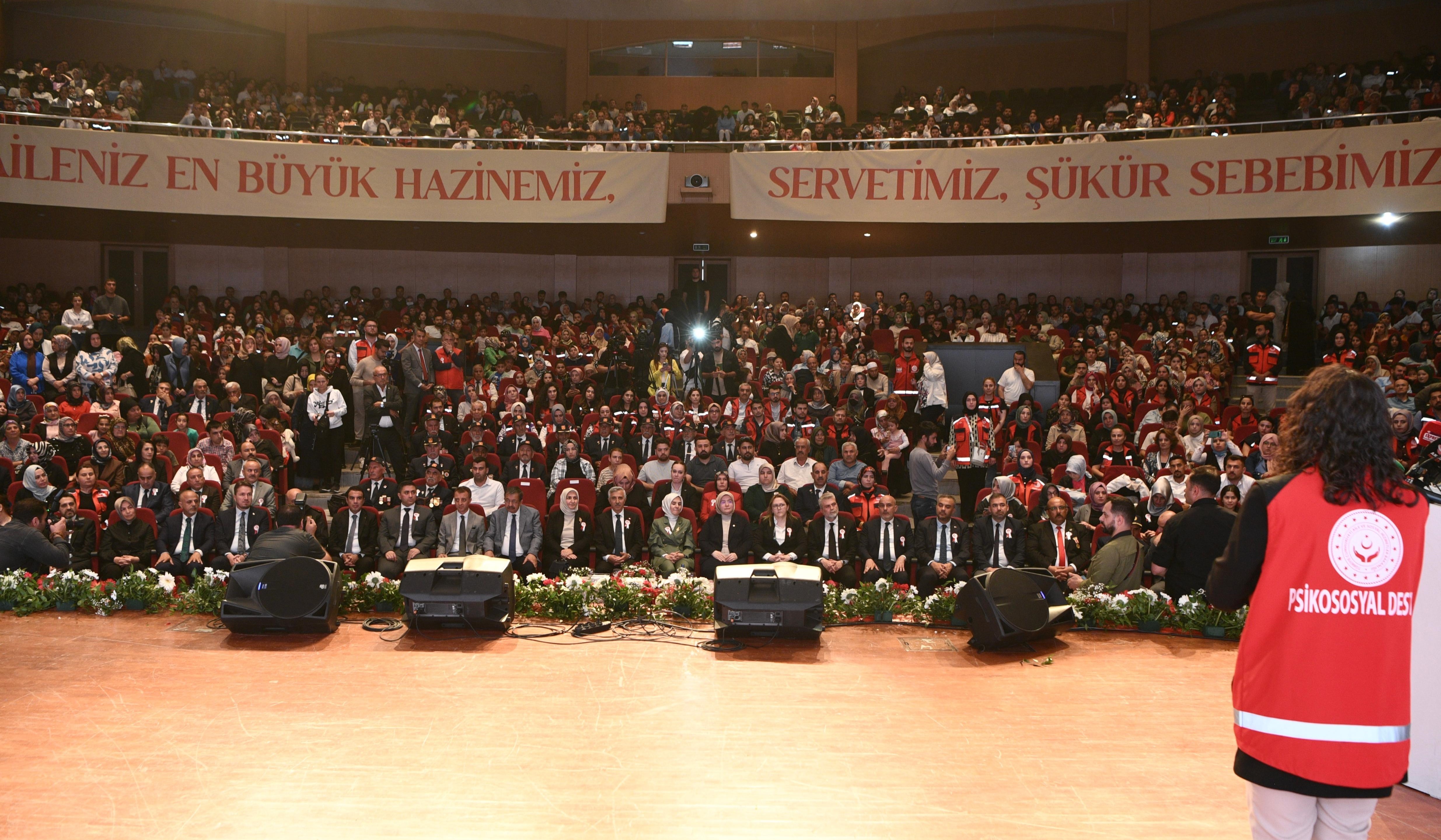 Büyük Aile Buluşması (1)
