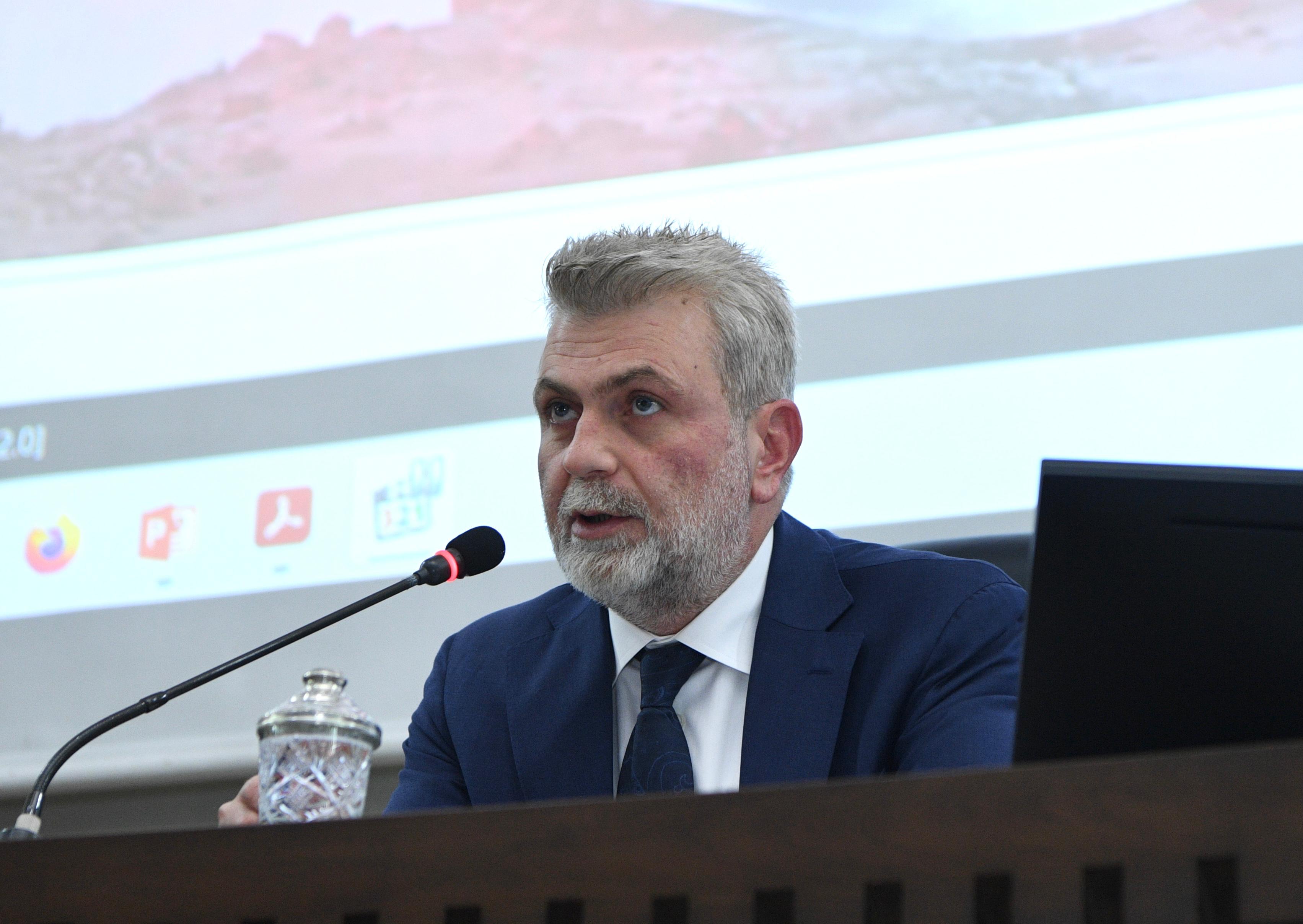 Meclis Toplantısı (1)-4