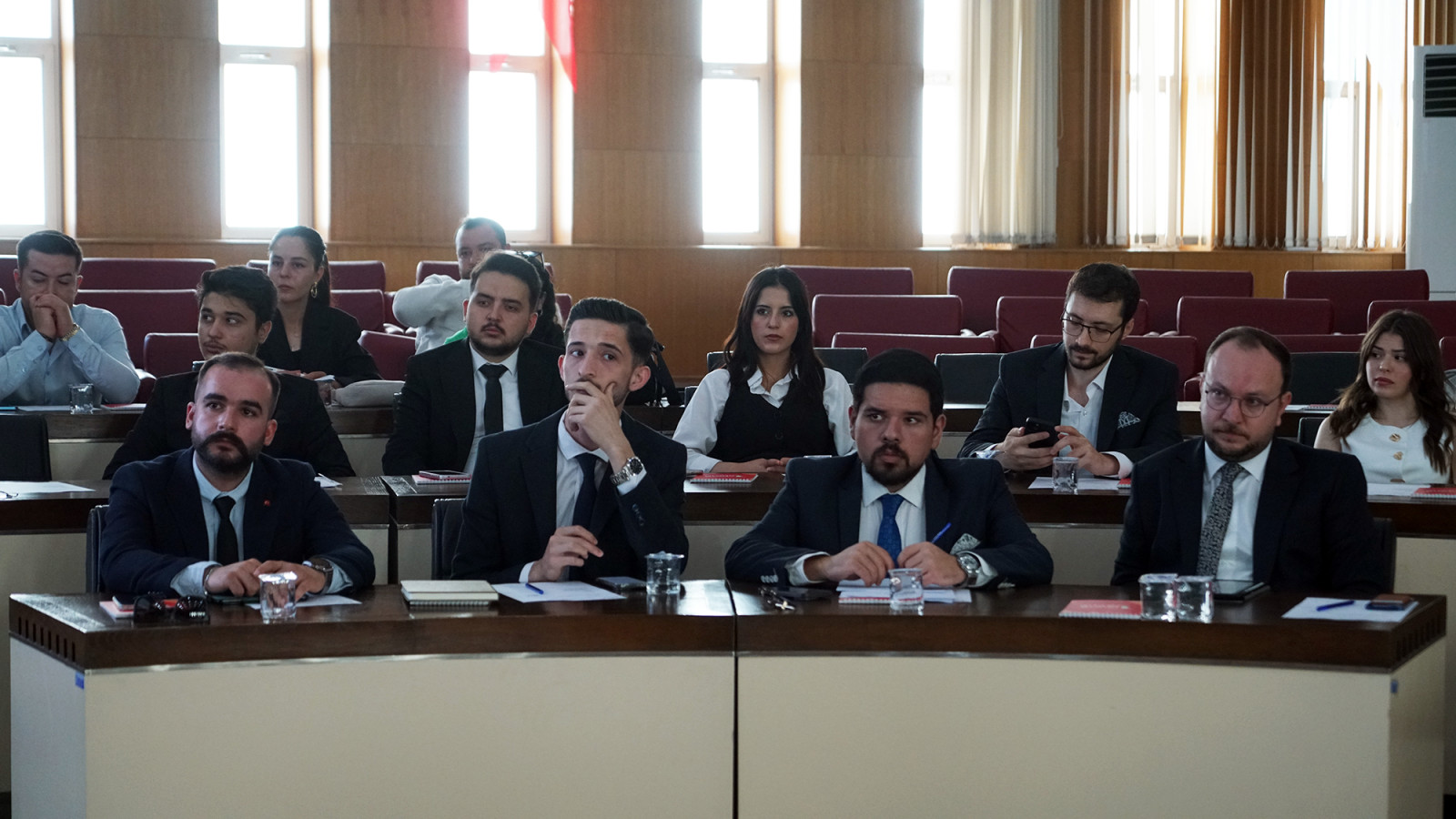Genclik Meclisi Toplantisi 5