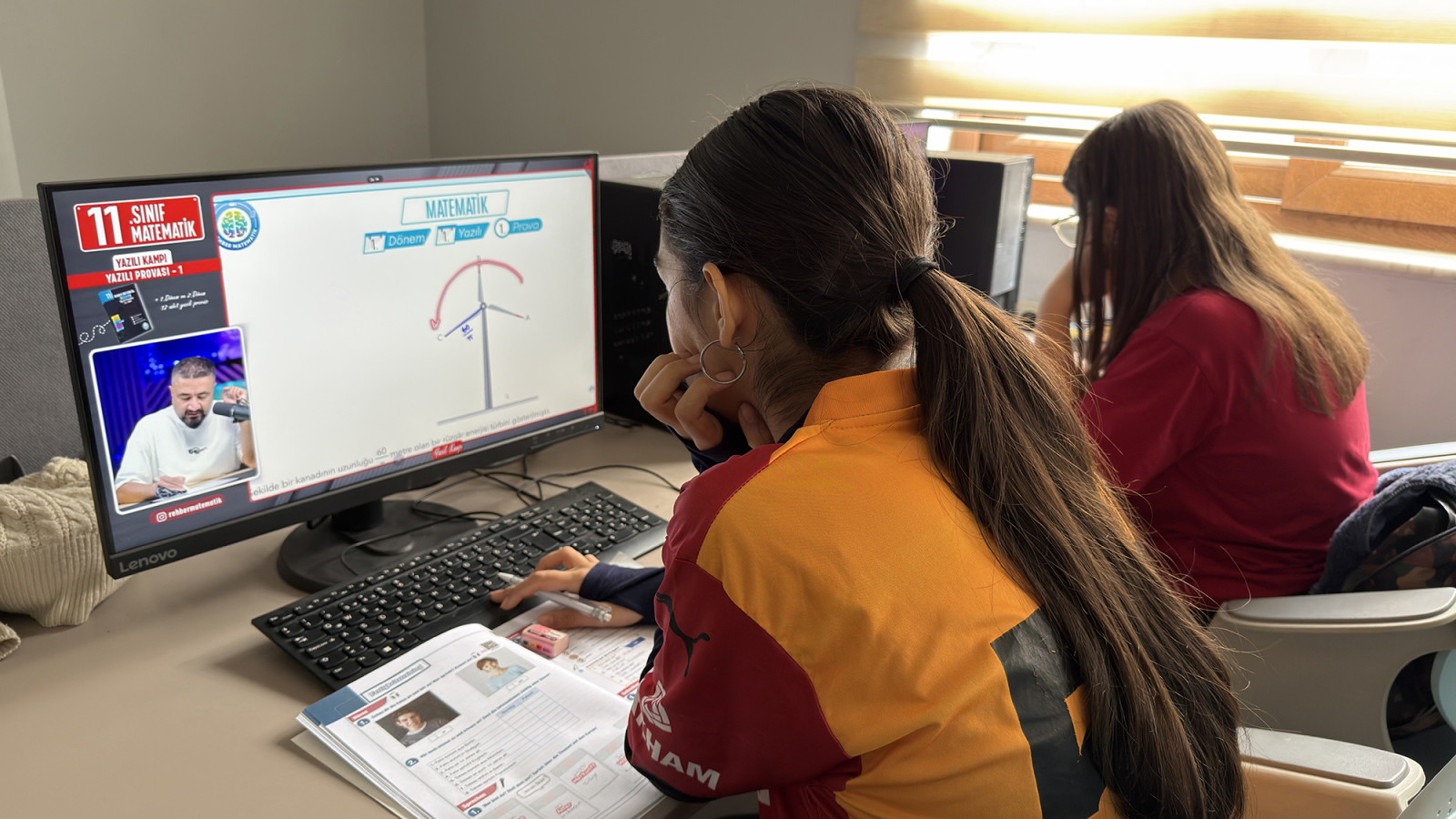 Pusula Maras Genclik Merkezi 8