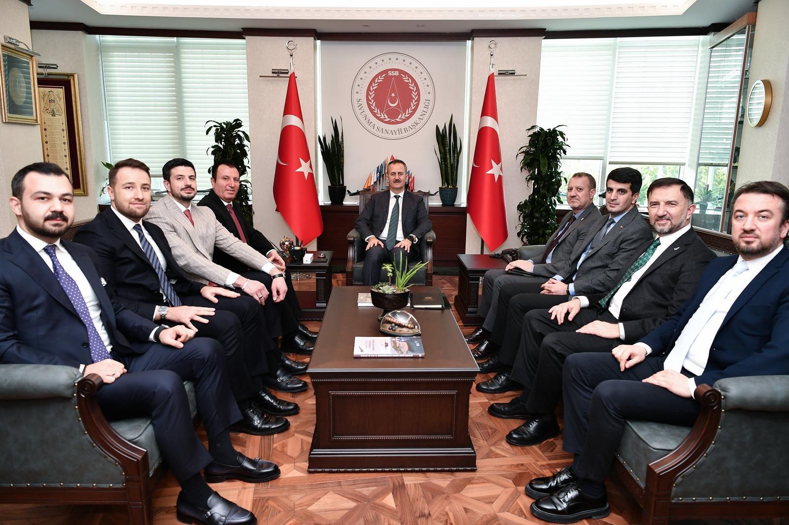 PATRONLARDAN ANKARA ÇIKARMASI