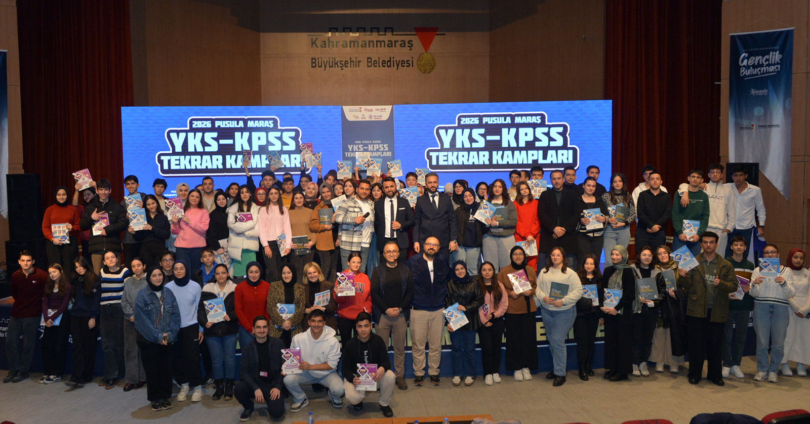 Büyükşehir’in YKS Kampında Türkçe’nin Şifreleri Paylaşıldı