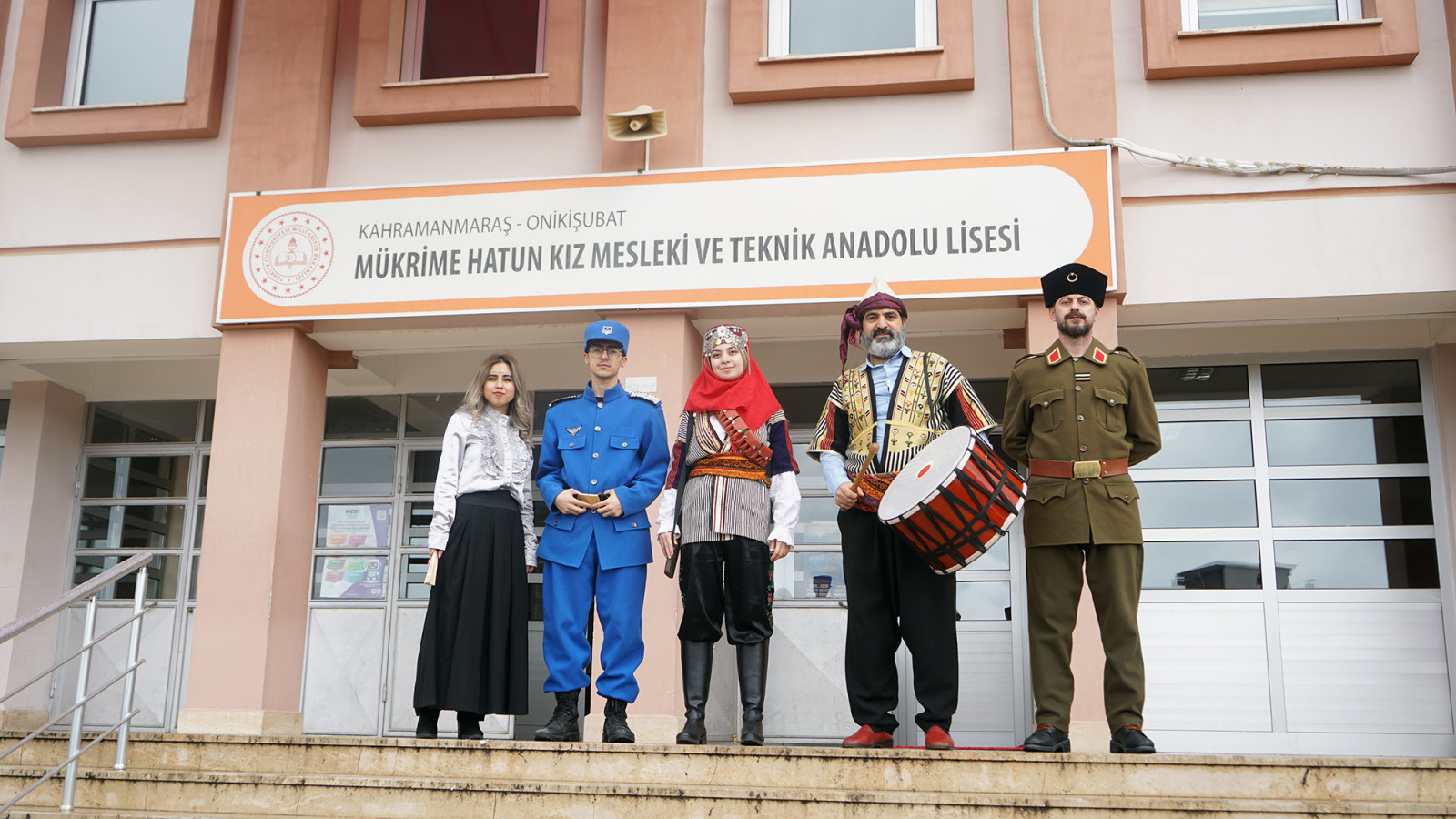 Catkapi Tiyatro Gosterisi 11.Jpg