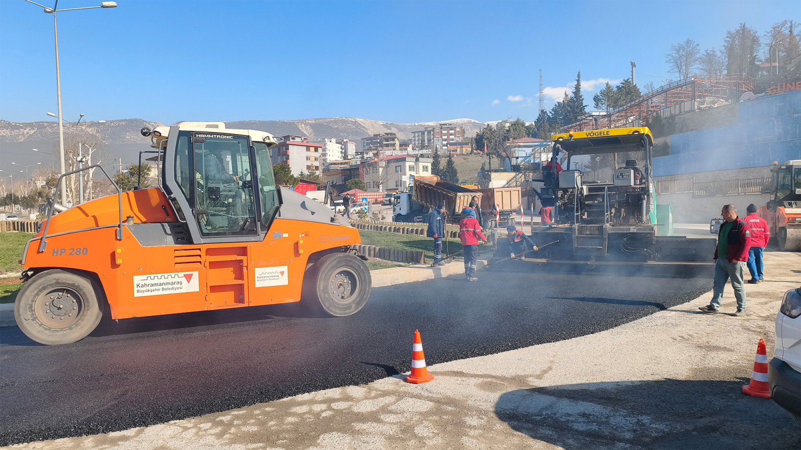 Büyükşehir, Dulkadiroğlu’nda Yolları Bir Bir Yenilemeye Devam Ediyor