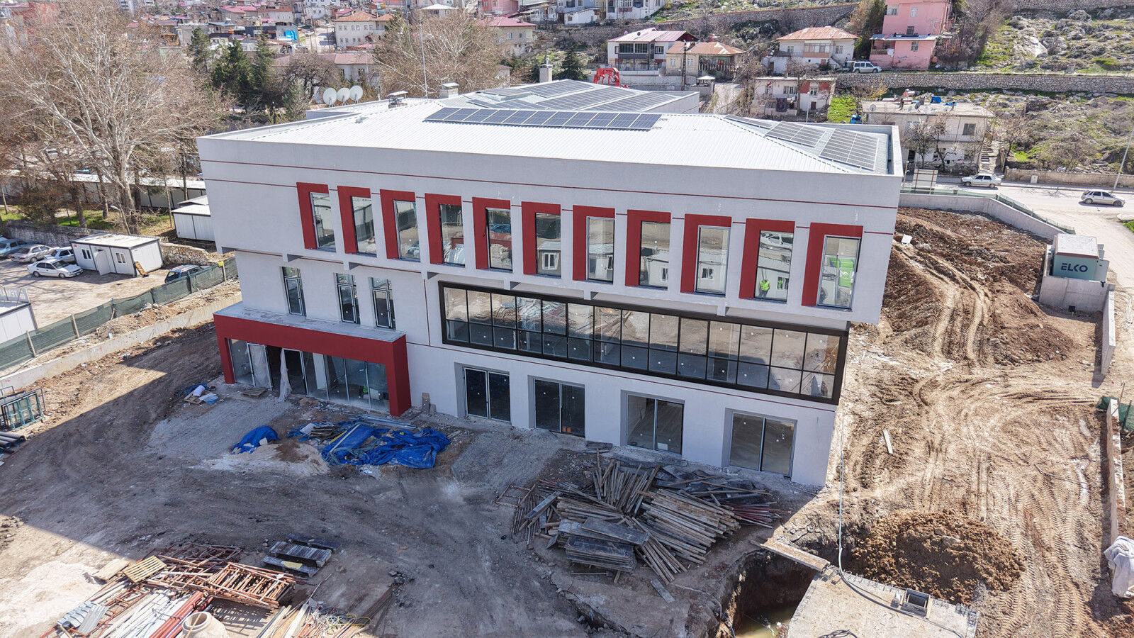 Elbitan Ilce Halk Kutuphanesi 3