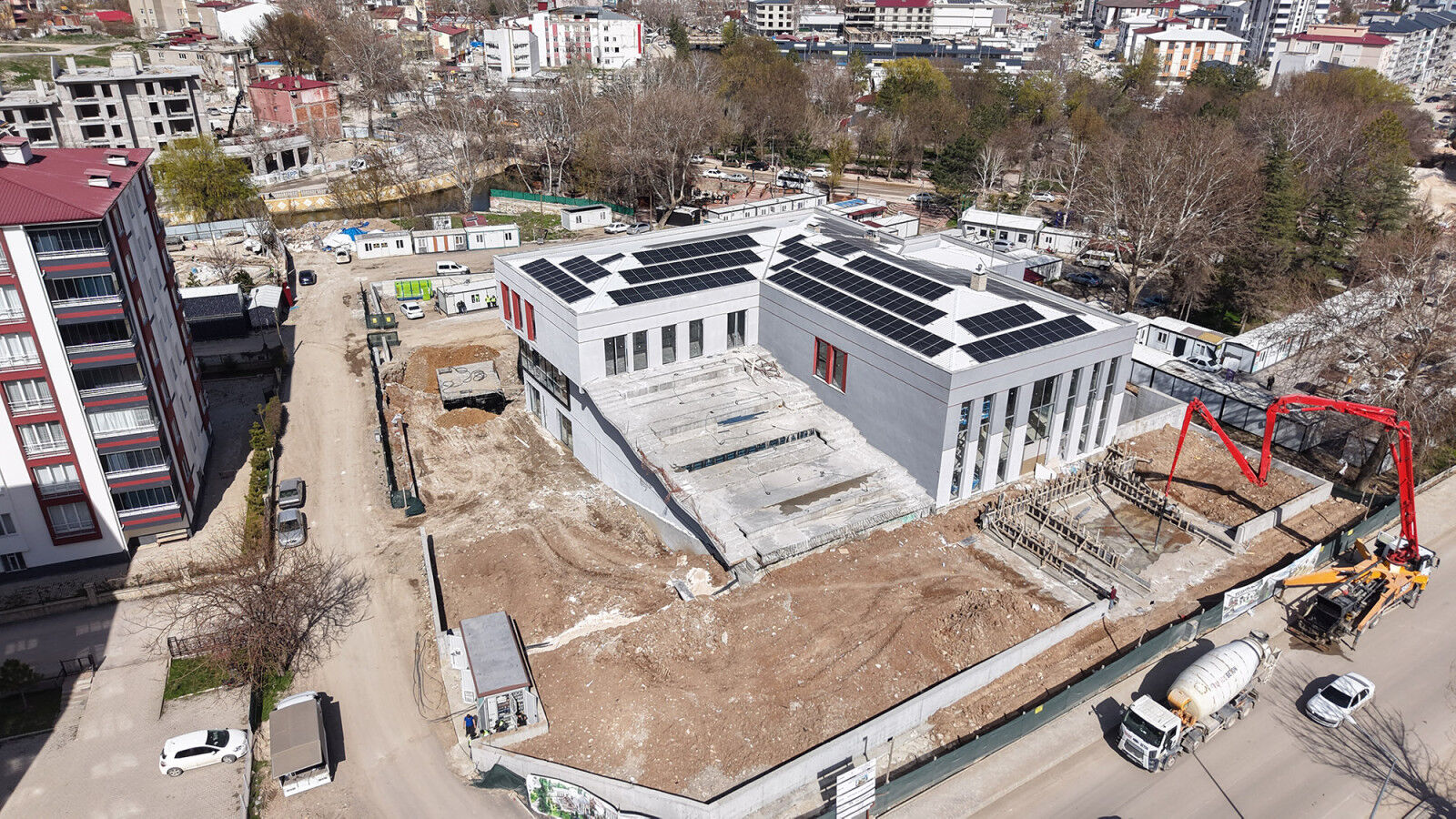 Elbitan Ilce Halk Kutuphanesi 4