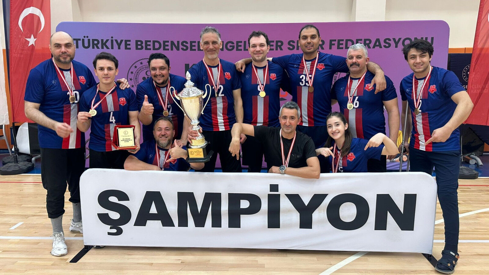 Oturarak Voleybol Takimi 2