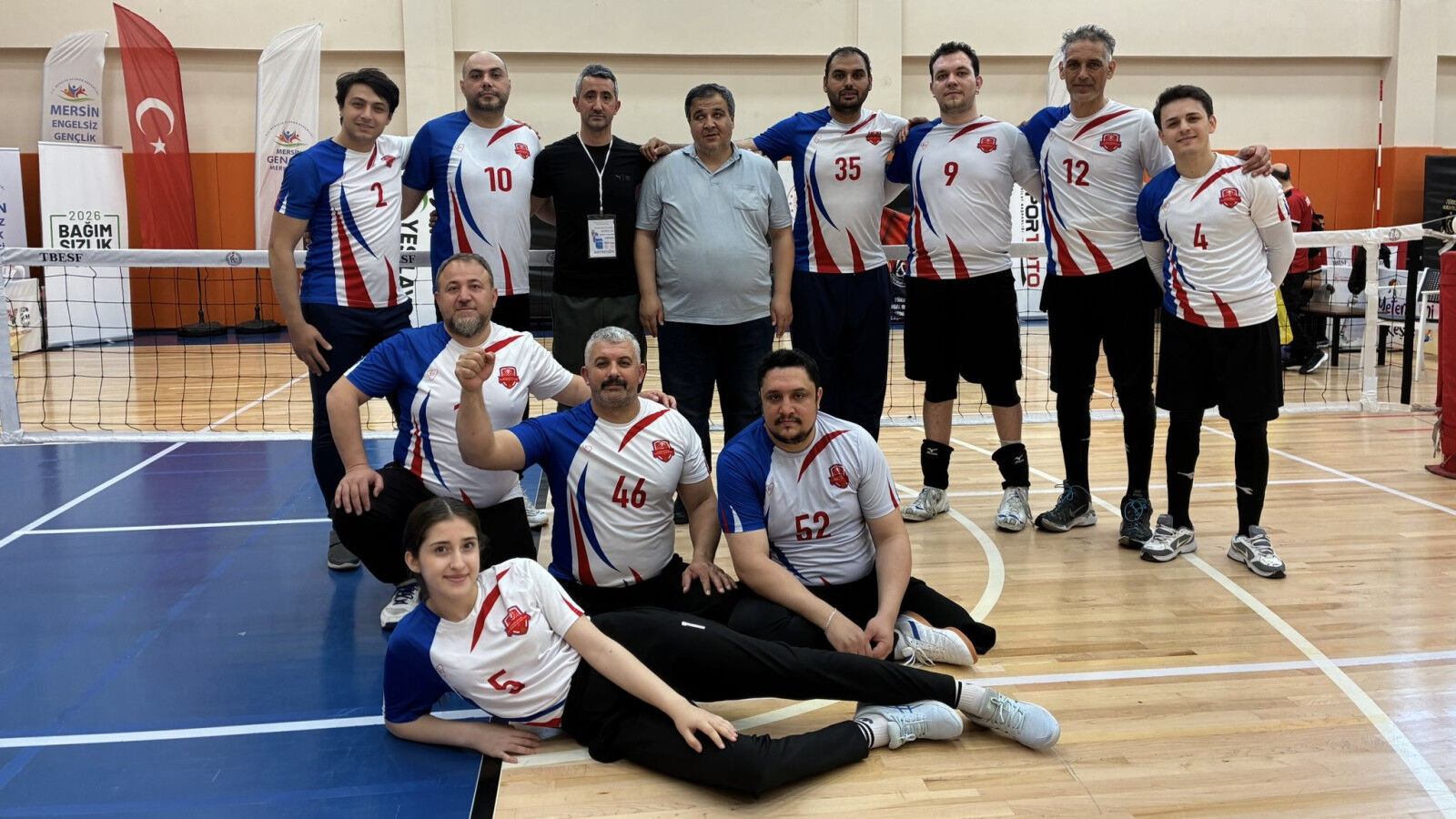 Oturarak Voleybol Takimi 8