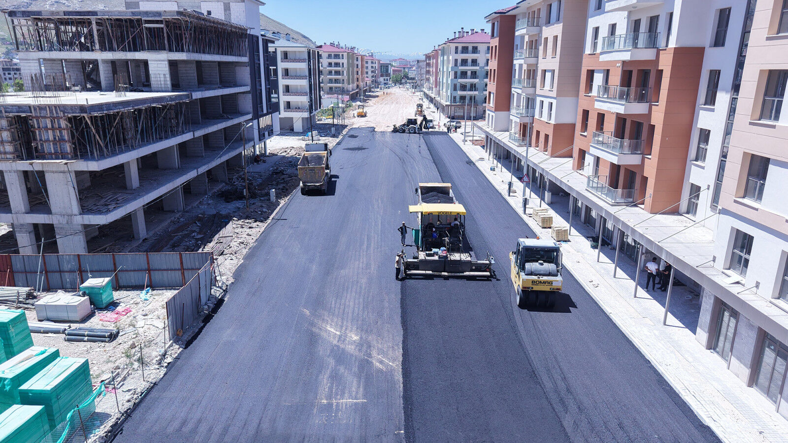 Haci Esat Efendi Caddesi 2