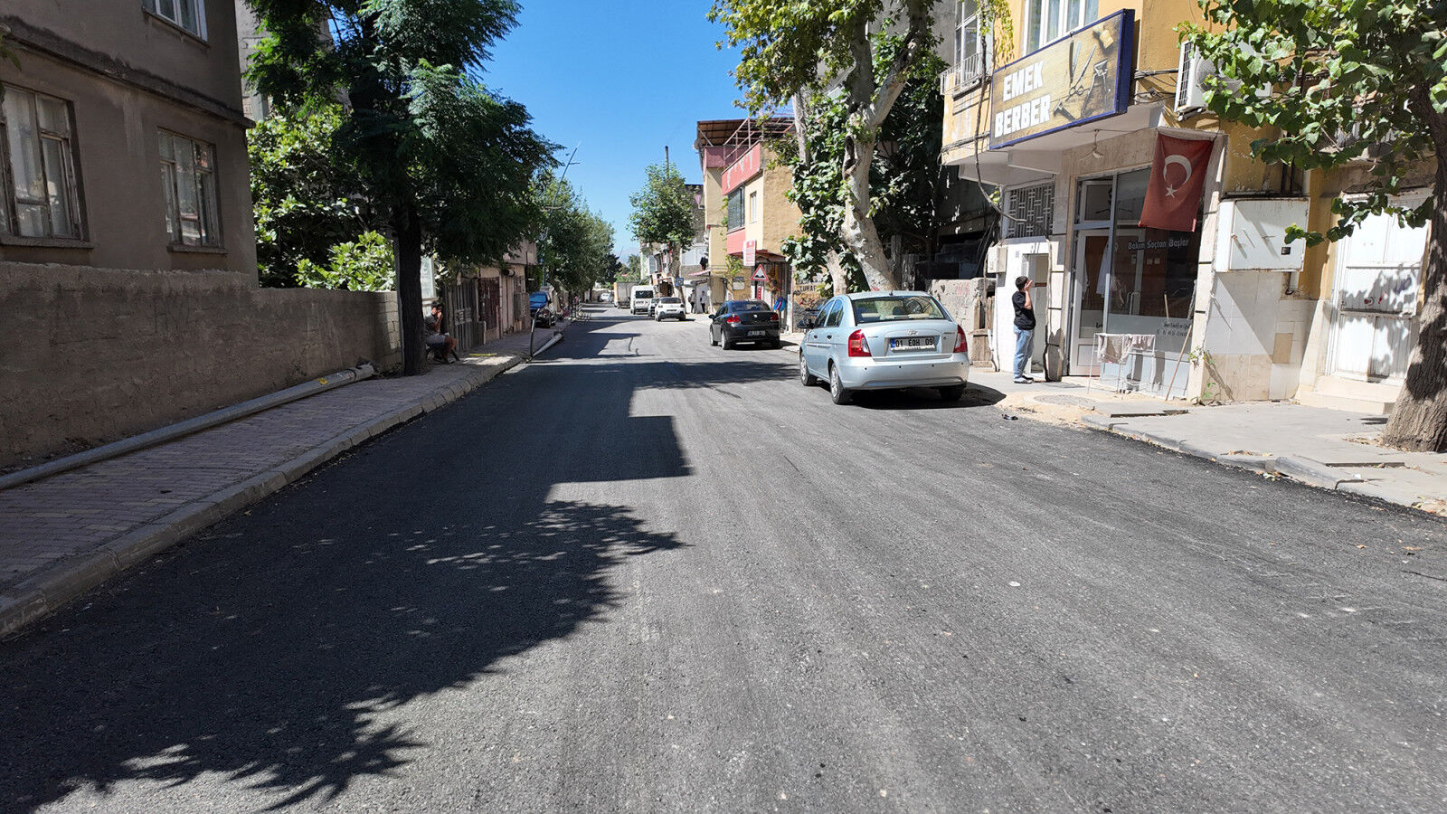 Mukremin Halil Caddesi 8